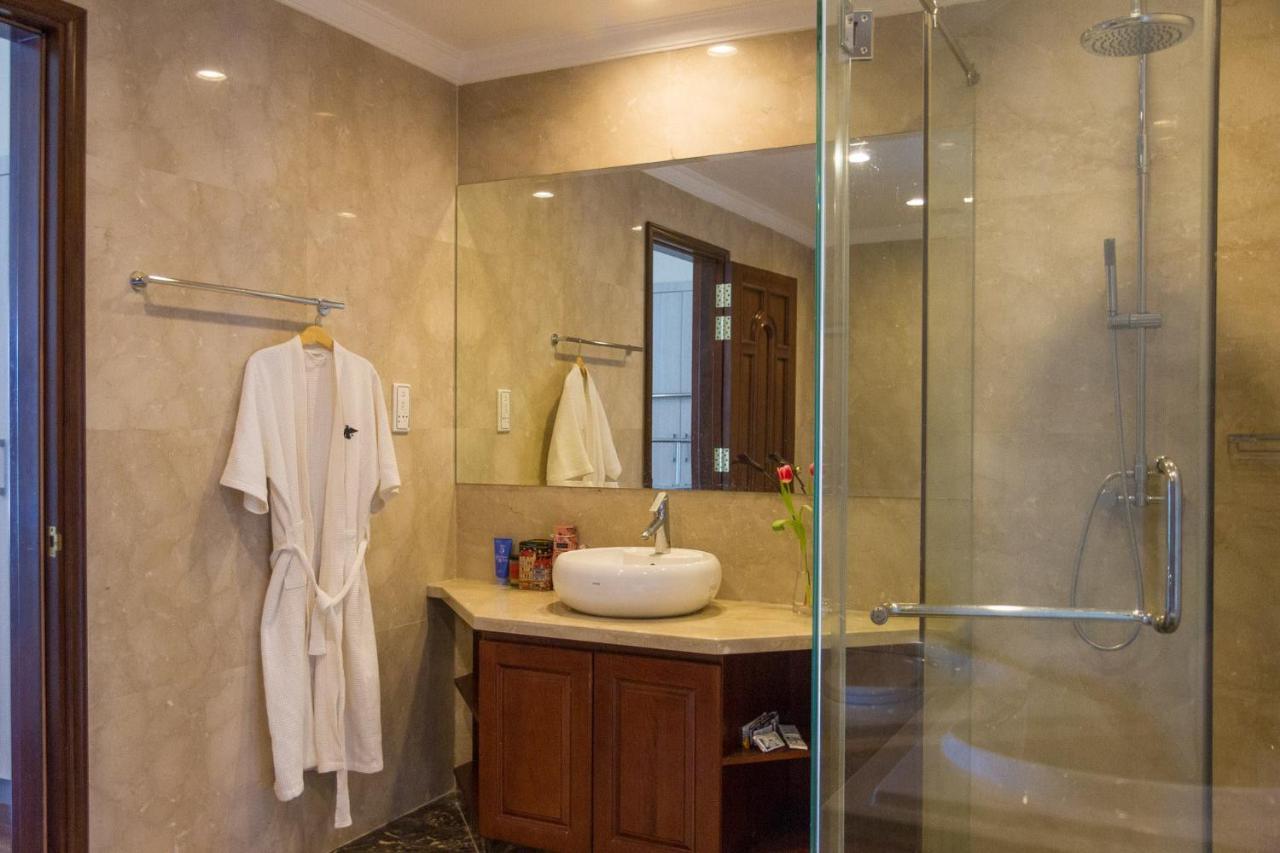 Apartment Spectacular Vincom Penthouse Downtown District 1