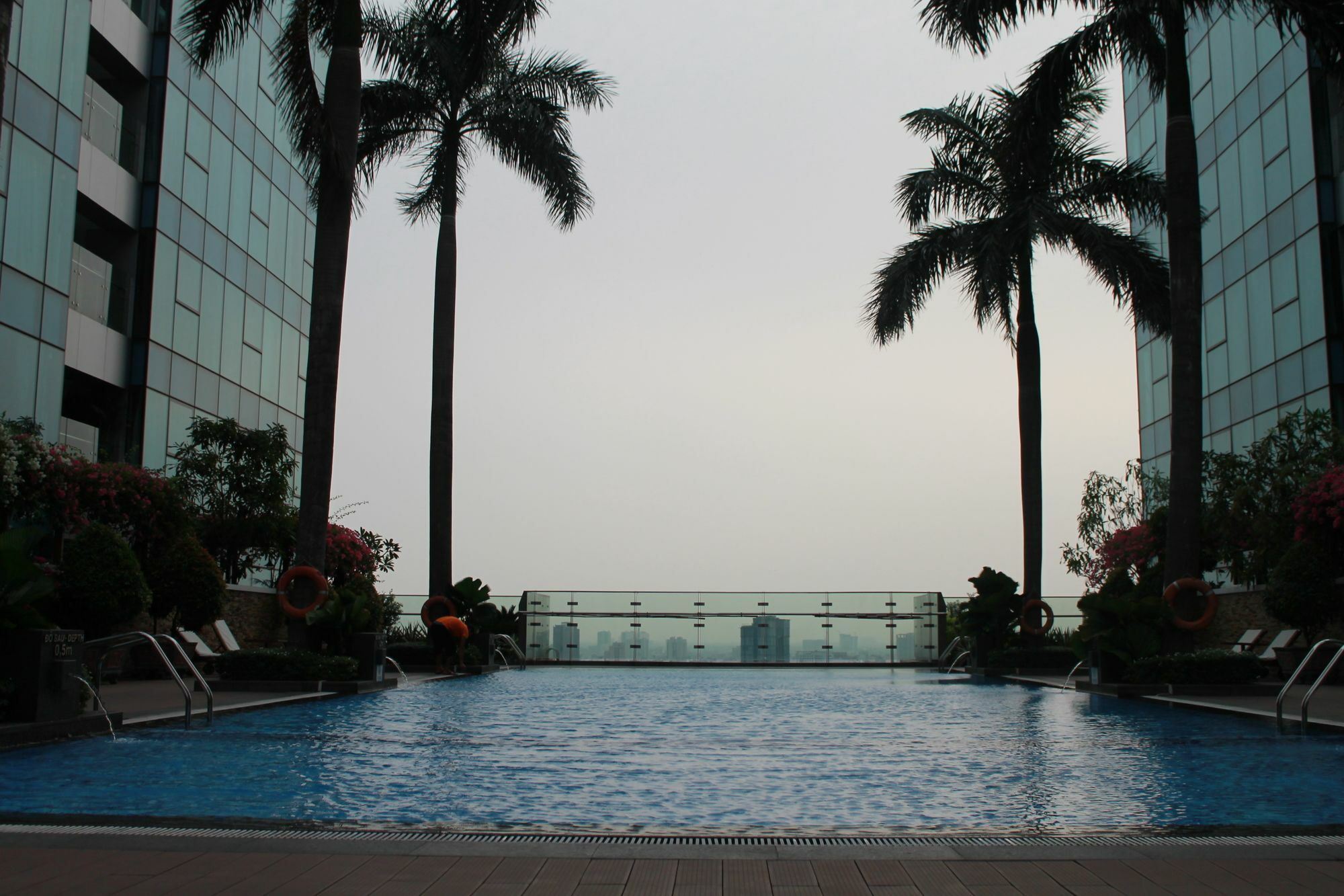 Spectacular Vincom Penthouse Downtown District 1 Apartment Ho Chi Minh City